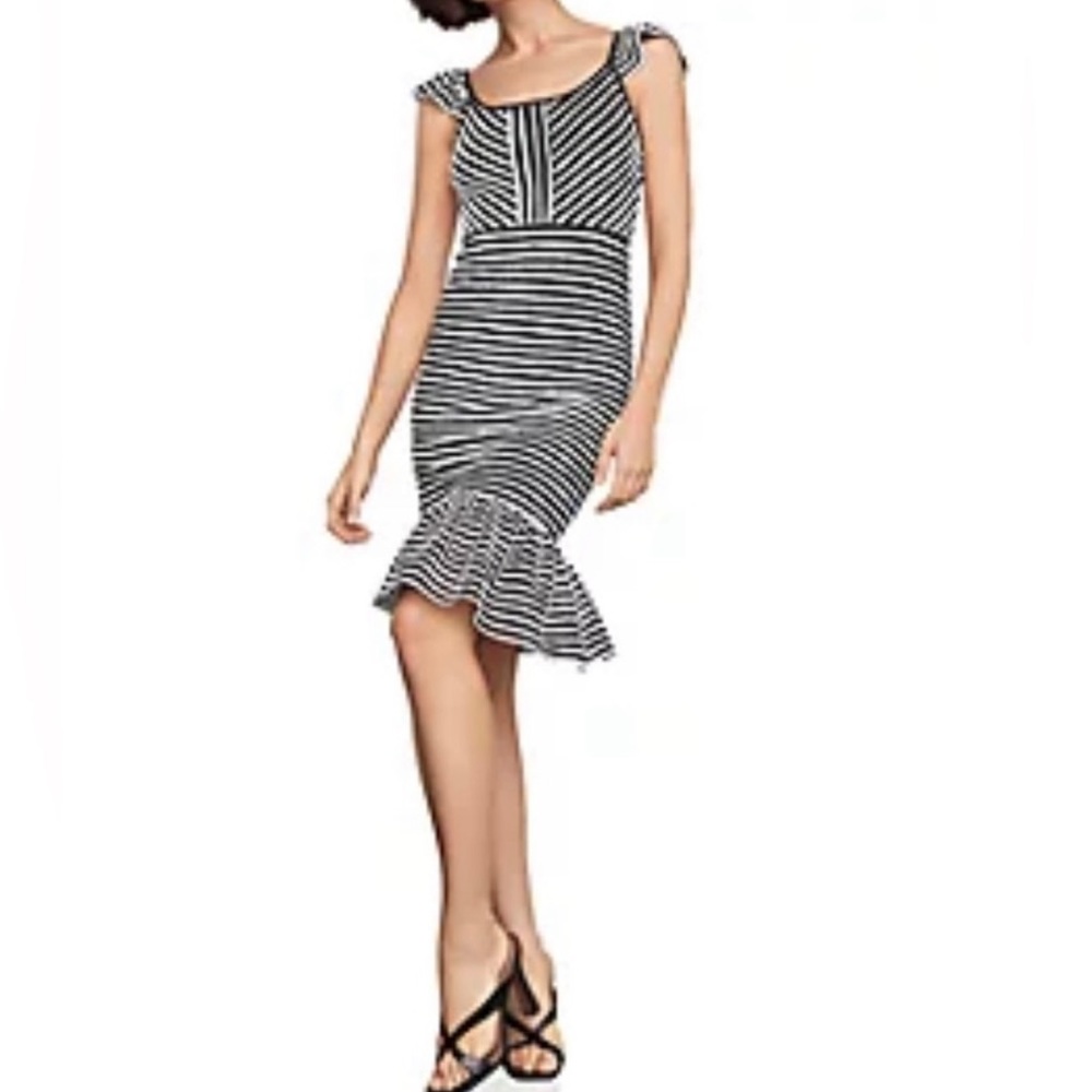 BCBGMaxazria Scoop Neck Sleeveless Striped Jacquard Mermaid Ruffle Midi Dress S